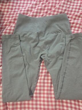 Alphalete Gray Leggings